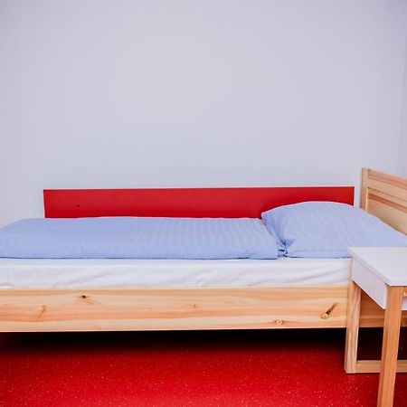 Miedzynarodowy Dom Spotkan Mlodziezy W Oswiecimiu Bagian luar foto